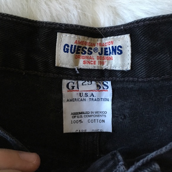Sold Vintage Black Denim Guess Shorts high waisted - Picture 5 of 5